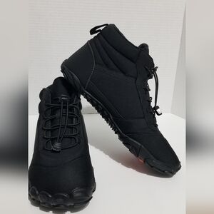 Men's Black Outdoor Boots Barefoot, Wide Toebox Evian Hike Footwear NWT
